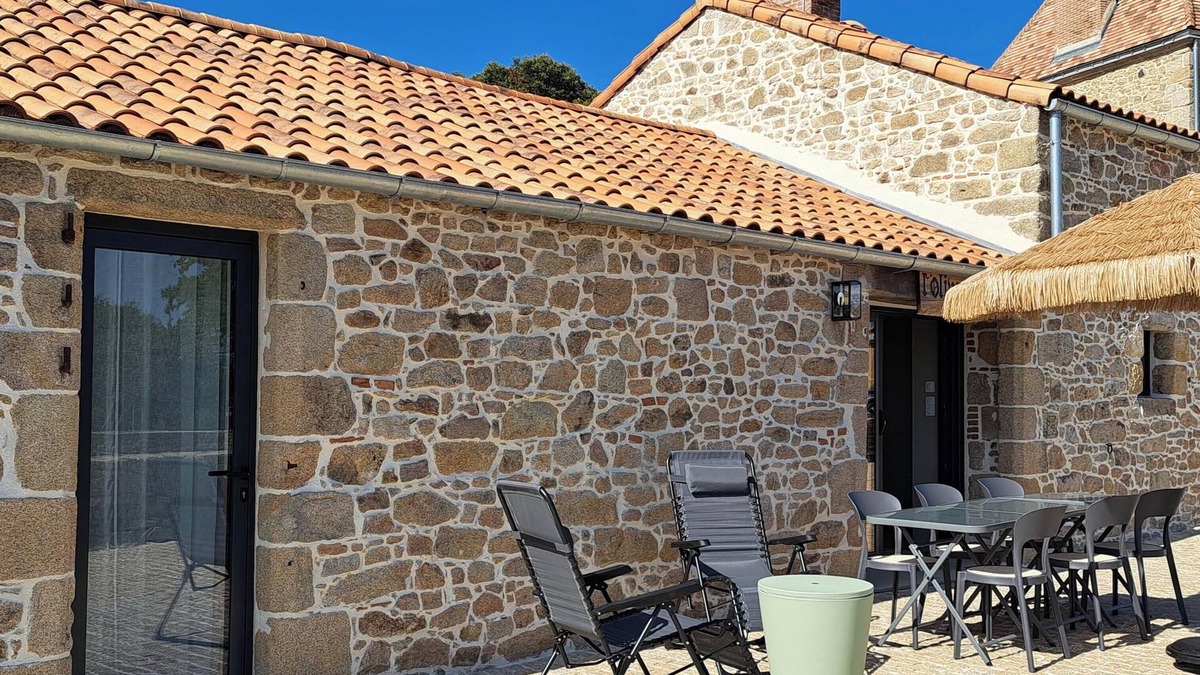 Saint-Christophe-du-Bois House | Le Domaine de la Haye - Luxury gîte "L'Oliveraie - 15 minutes from Puy du Fou