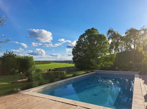 Stigny Bed & Breakfast | Le domaine aux herbes folles