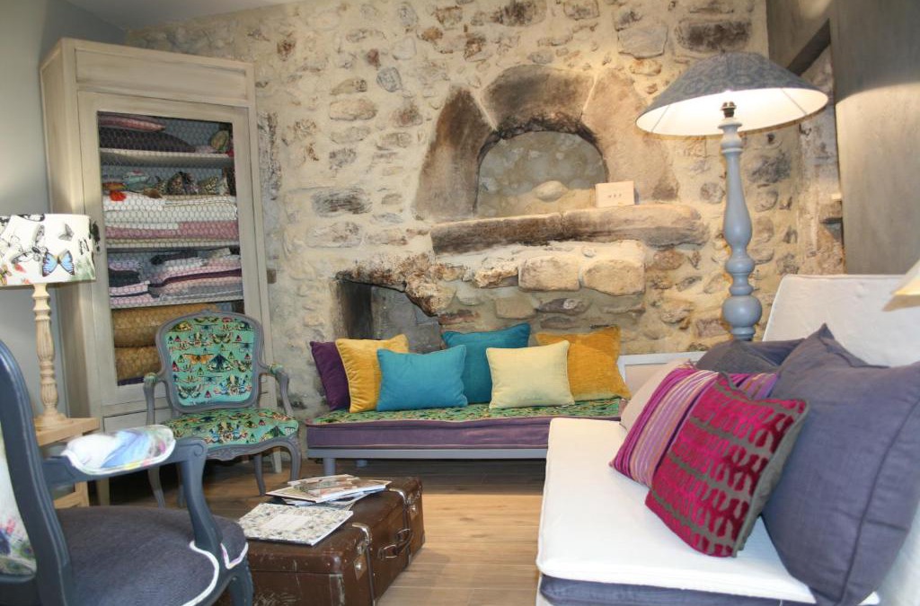 Chateaudouble House | Le domaine des rouges queues