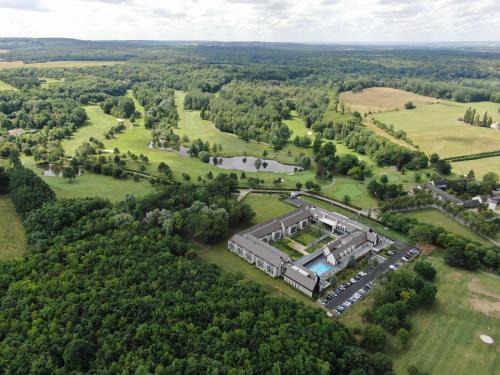 Presles Hotel | Le Domaine des Vanneaux Golf & Spa L'Isle Adam - MGallery Collection