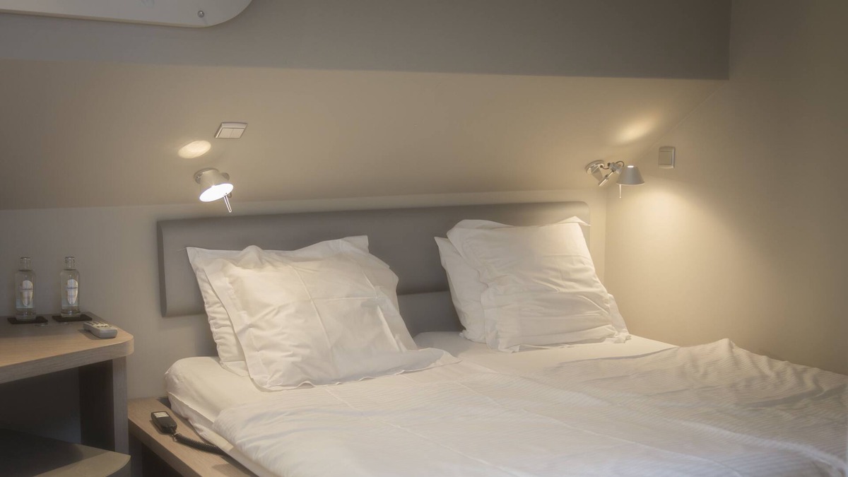 Oudenburg Boat Rental | Le Fabuleux destin