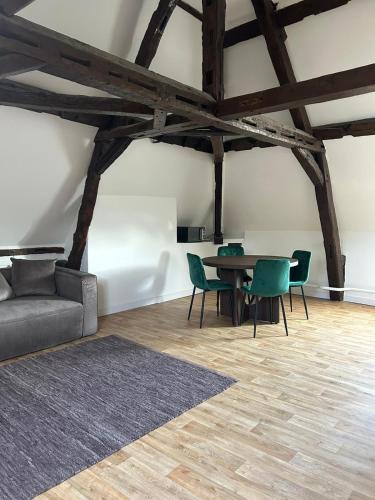 Beauvais Apartment | Le Fabuleux