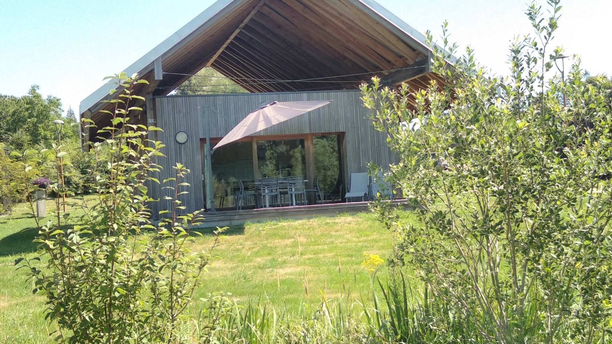 Xertigny Ski Chalet | Le Fays Richard, comfortable PMR with private terrace for a nature break