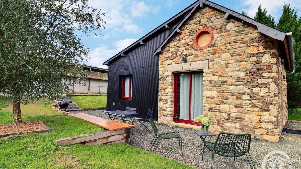 Saint-Georges-de-Chesne House | Le Four - RIVES-DU-COUESNON