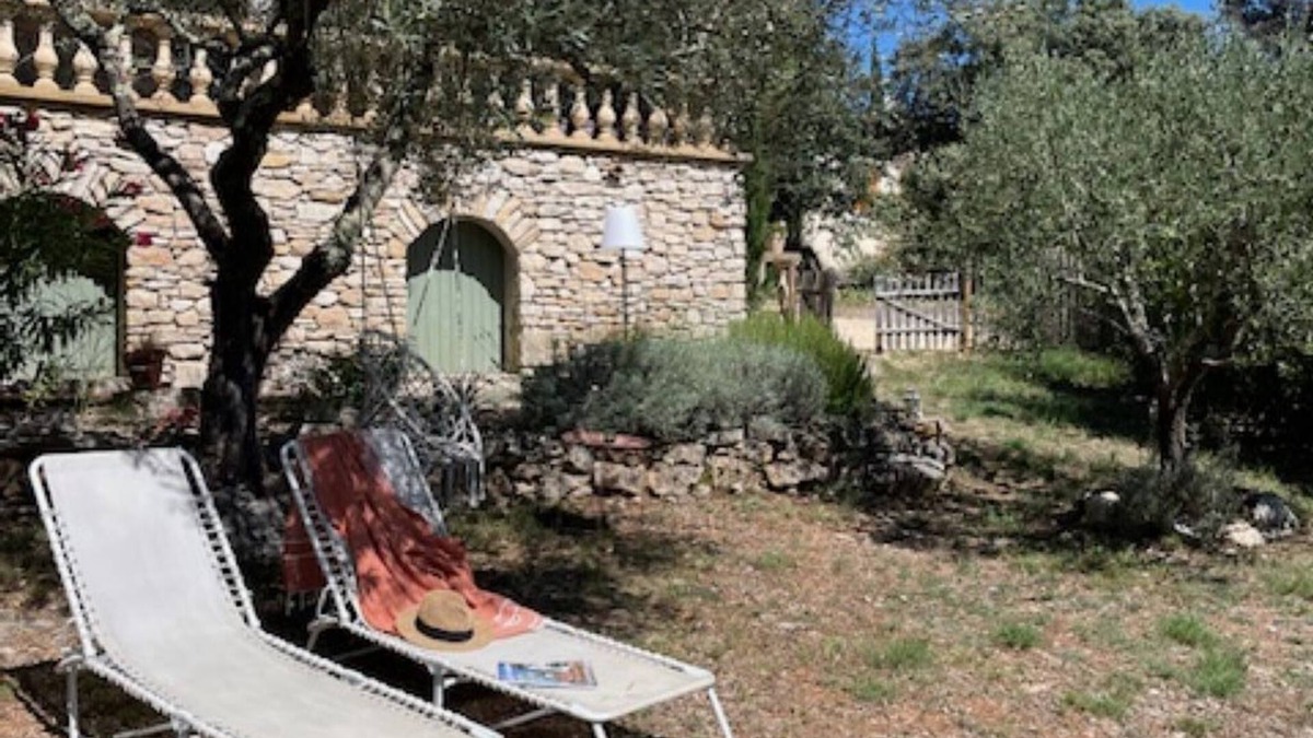 Saint-Andre-de-Roquepertuis House | Le Mazet de la Lune