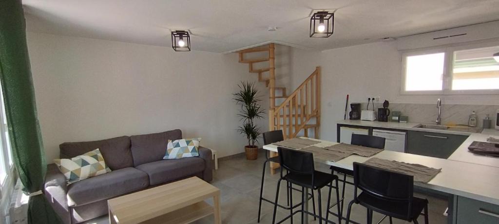 Sainte-Marguerite-sur-Duclair House | LE MASCARET gite des Abbayes Du Val Seine
