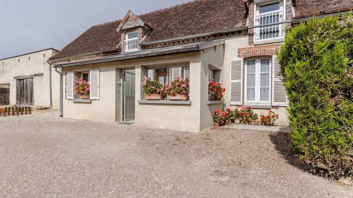 Bourdenay House | Le Gîte de L'orvin - Bourdenay