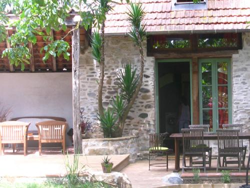 Sauveterre-de-Bearn House | le gîte du bain des oies