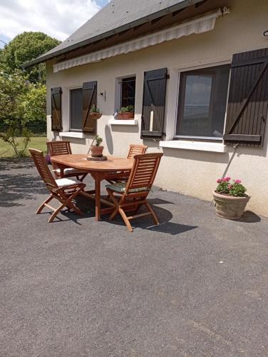 Beyssac House | le gite de margot