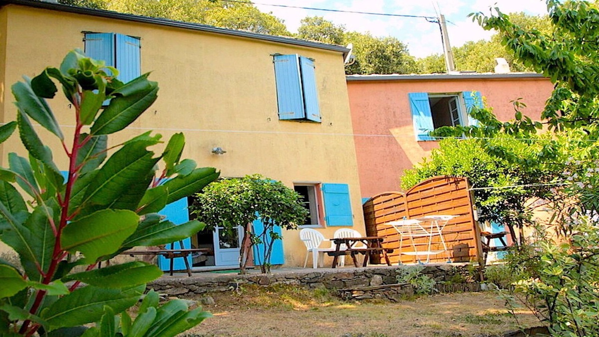 Ersa Cottage | Le gite du bout du Cap corse. Old country house renovated into a gîte.