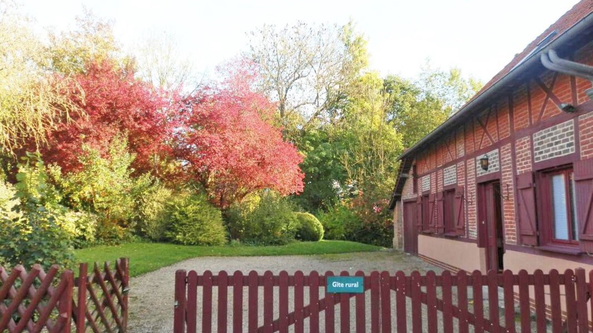 Mesnieres-en-Bray House | Le Gite du Moulin du Château