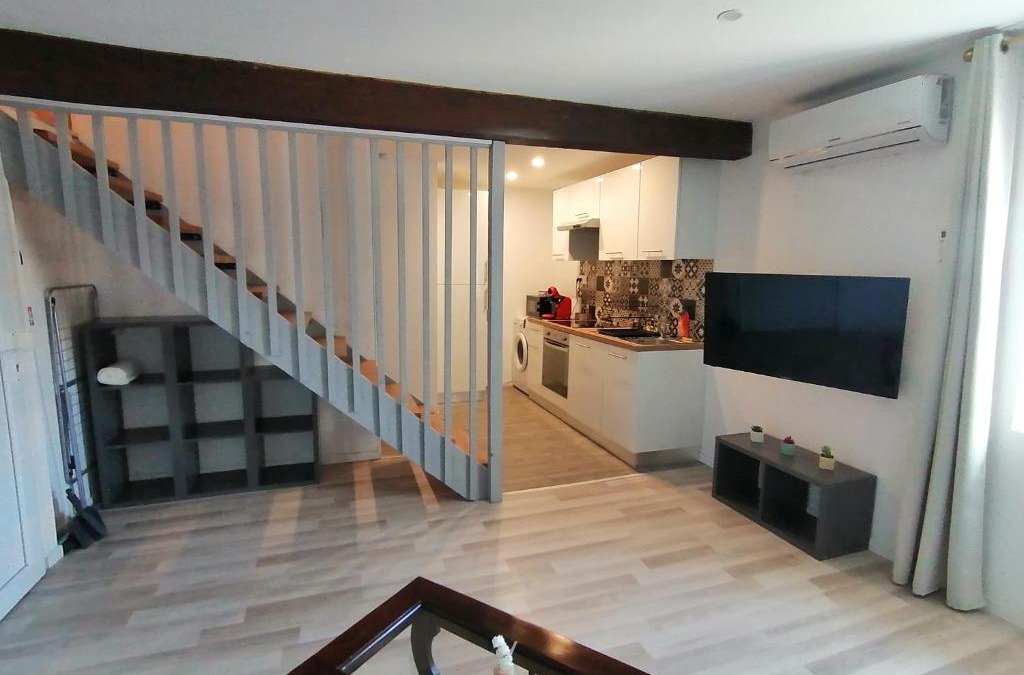 Tonneins Apartment | Le Grain de Sable, studio avec mezzanine