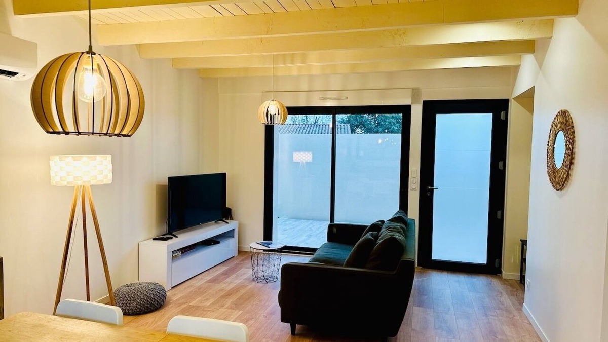 Montauban House | Le Grand * - 3 bedrooms, all new & all inclusive