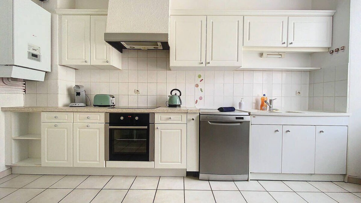 Faubourg-Raines Apartment | Le Grand Jaures Near town center