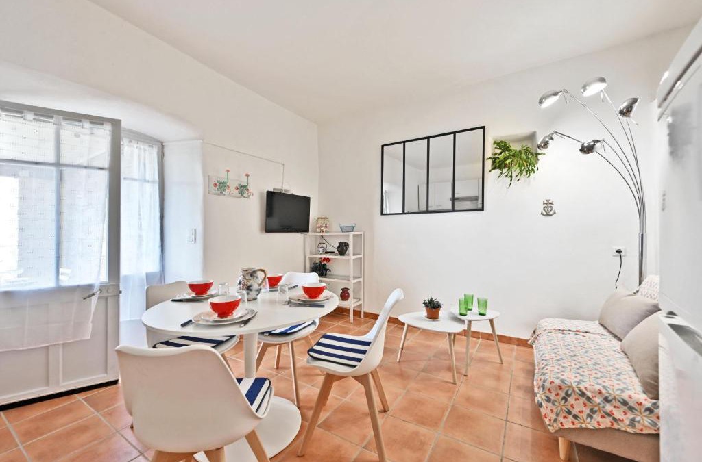 Ribes Apartment | Le Grand Val - Appt pour 3 vue sur la vallée