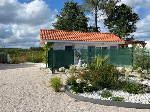 Herm House | Le hameau de Marie