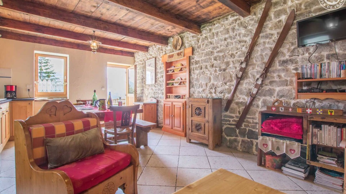 Montricher-Albanne House | LE Lagopede - Montricher-albanne
