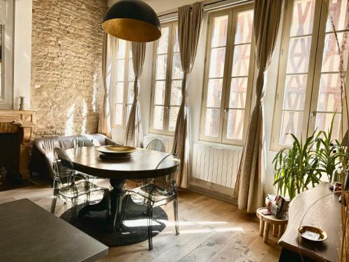 Old Town Apartment | Le Lion des Ducs : centre historique de Dijon