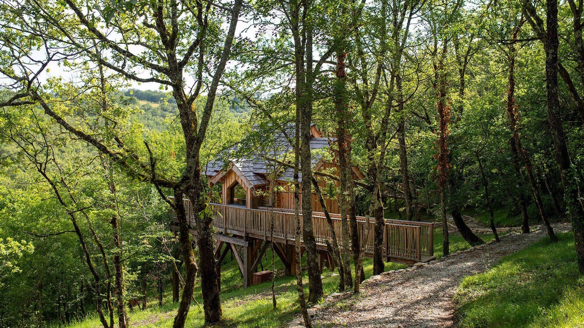 Saint-Cernin Ski Chalet | Le Lodge De L'Orme - Quercy