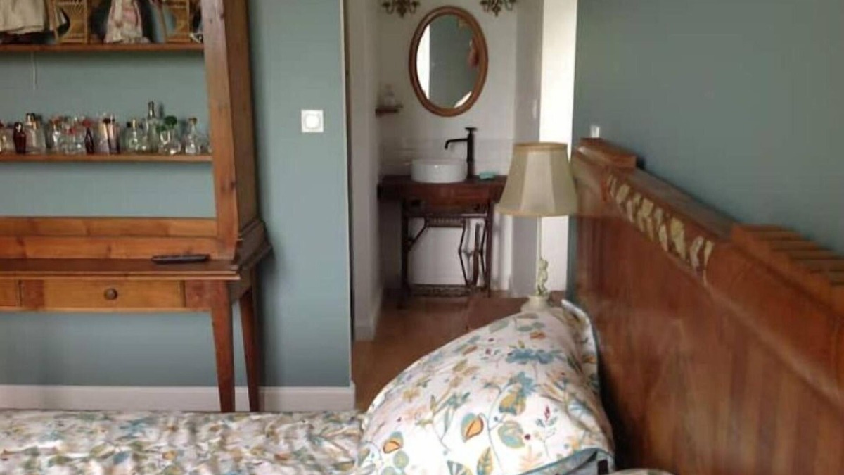 Fontenay-le-Comte House | Le Loft et ses Deux Chambres