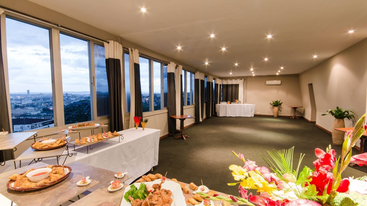 Antananarivo Avaradrano Hotel | Le Louvre Hôtel & Spa