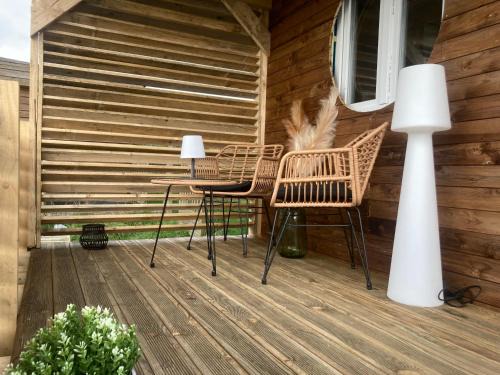 Tronquoy Hotel | Le love van