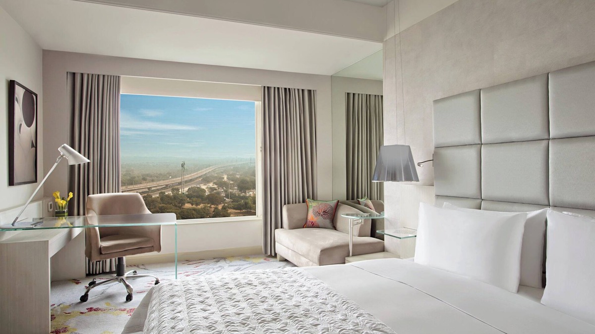 DLF Phase 3 Hotel | Le Méridien Gurgaon, Delhi NCR