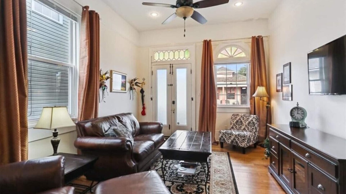 Saint Roch House | Le Maison d'Art - 5-6 blocks away from Quarter