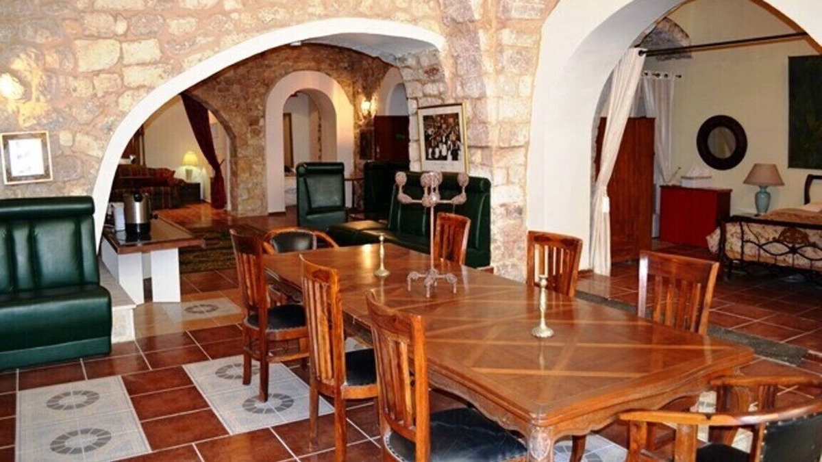 Artists Colony House | Le Manoir - An exceptional and palatial holiday home