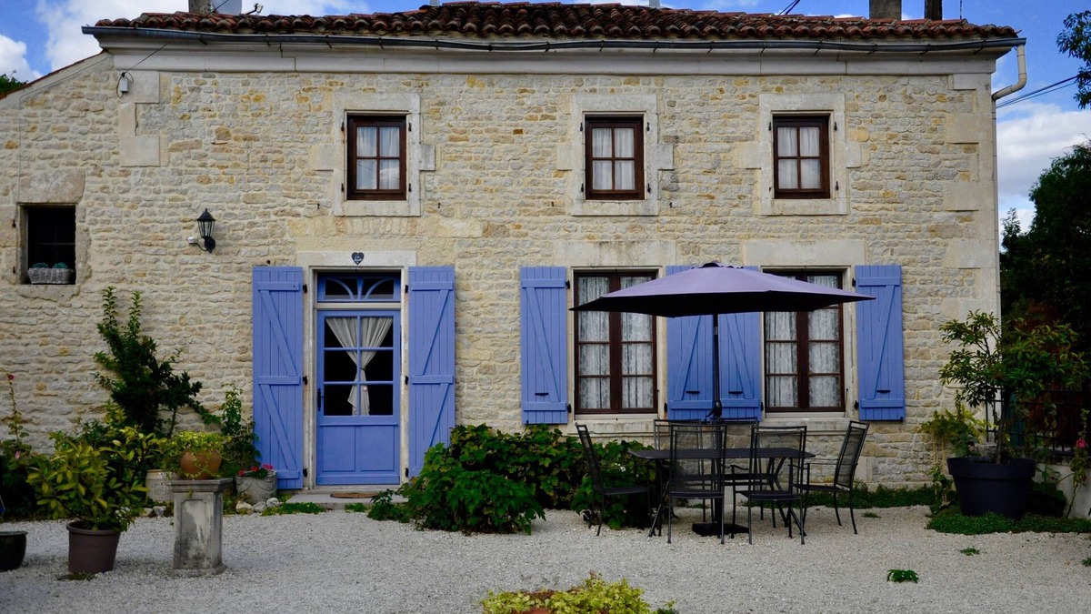Nere House | Le Manoir @ Chez Fins Bois