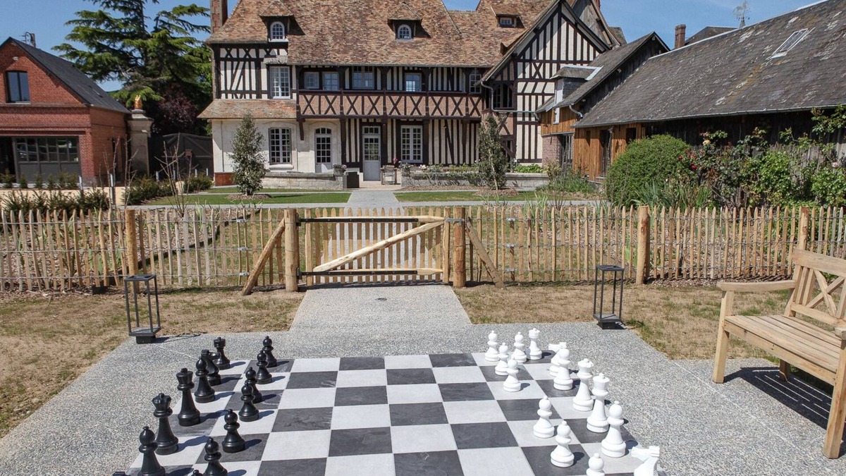 Le Neubourg House | Le Manoir des Chevaux Dorés
