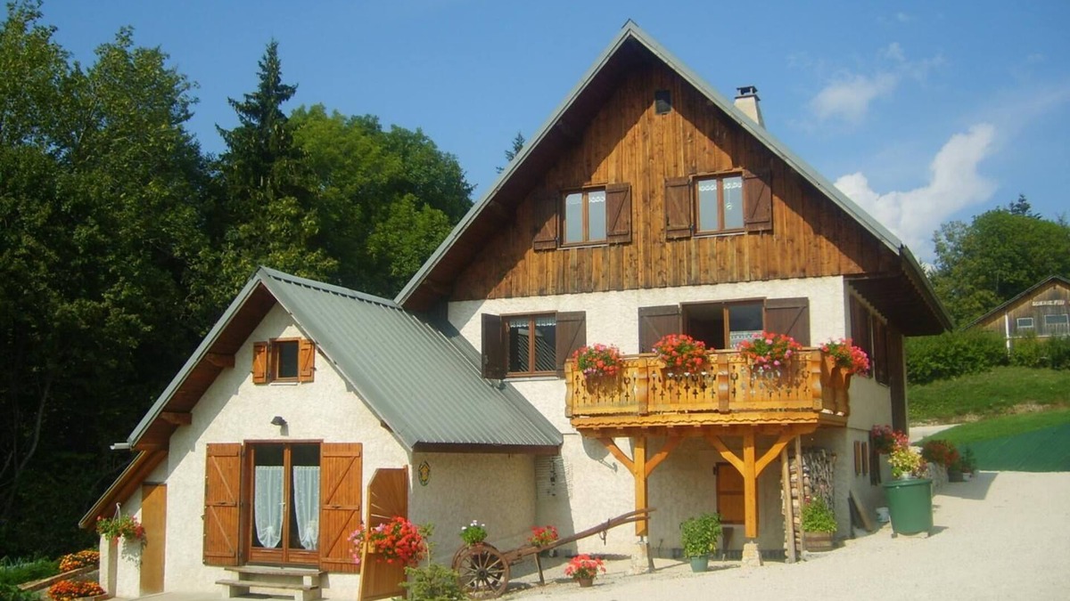 Entremont-le-Vieux House | LE MARMOTTON - ENTREMONT LE VIEUX