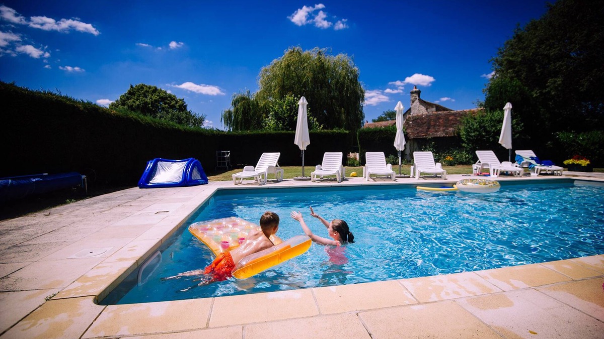 Le-Petit-Pressigny Cottage | Le Martinet - Cosy 2-Bedroom Cottage
