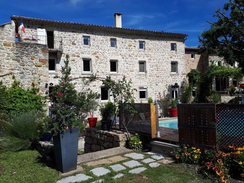 Les Assions House | Le Mas de la Musardiere chambres d hotes