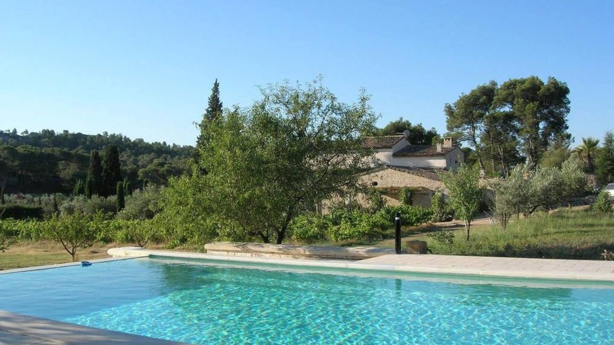 Barbentane House | Le Mazet De La Dame