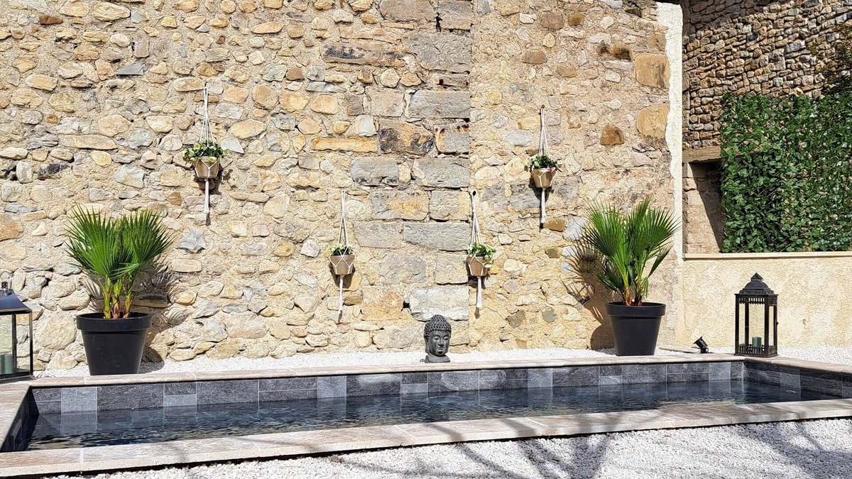 Sainte-Jalle House | Le mazet Sainte-Jalle en Provence, heated swimming pool, enclosed garden, barbecue