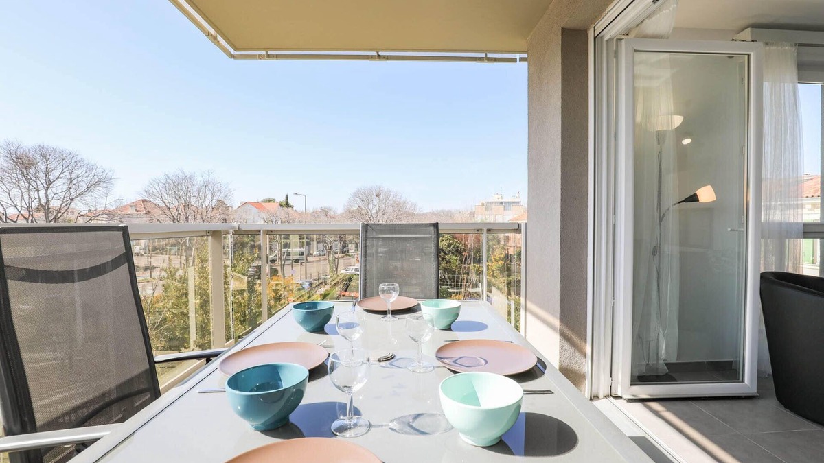 Mazargues Apartment | Le Michelet - Appart 2 ch avec terrasse et parking
