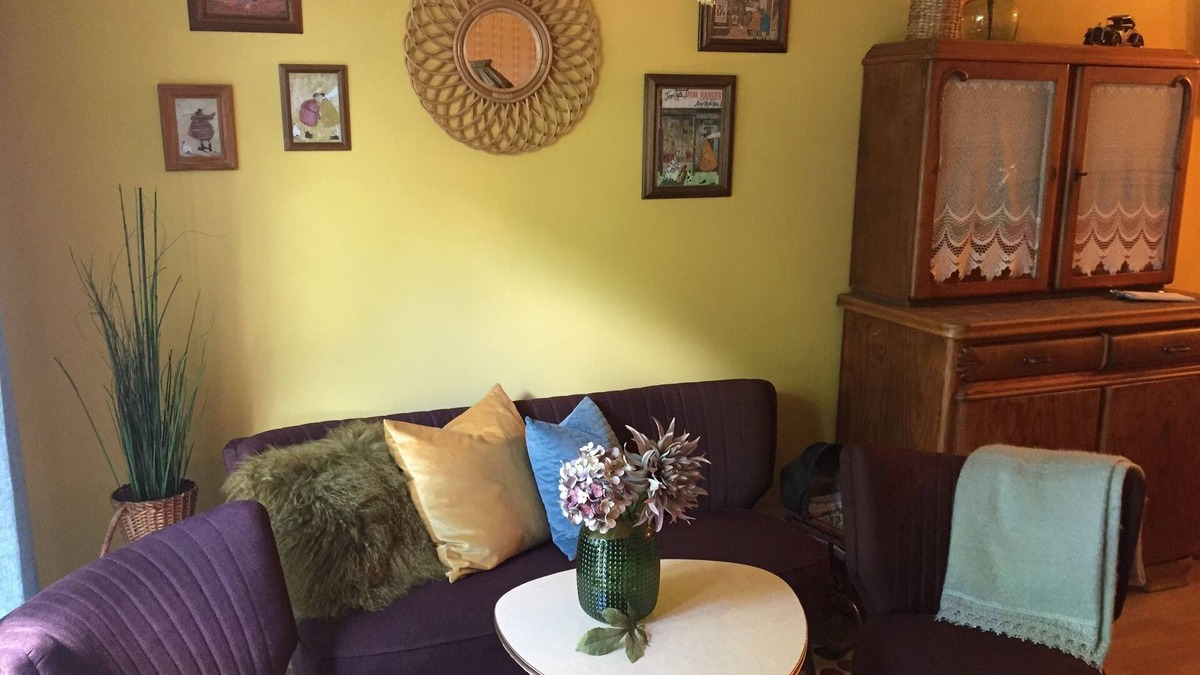 Hirzweiler Apartment | Le mignon. Small, cozy apartment with large terrace in the countryside.