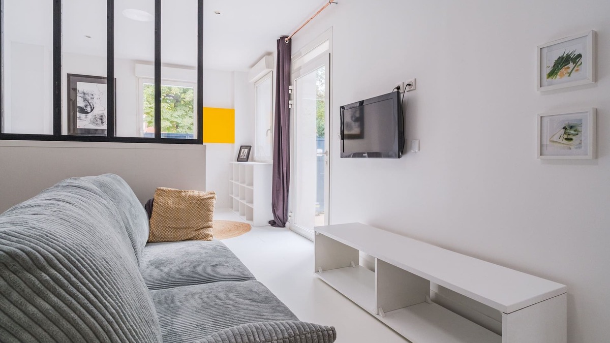 Pont des Demoiselles-Montaudran-La Terrasse Apartment | Le Minautore - Charmant studio climatisé