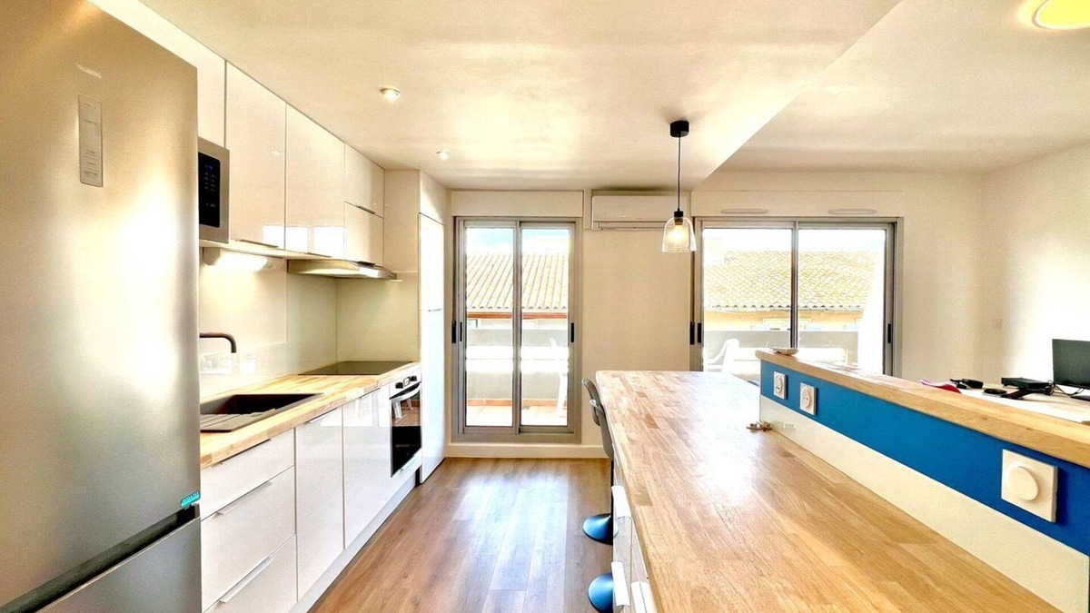 Quartier Administrations Apartment | Le Moderne Nîmes, Close to Arena & Station