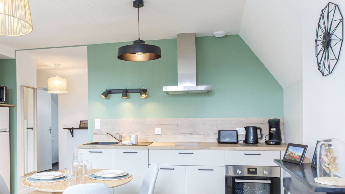 Laval Apartment | LE MONKEY - 700m Gare - Wifi