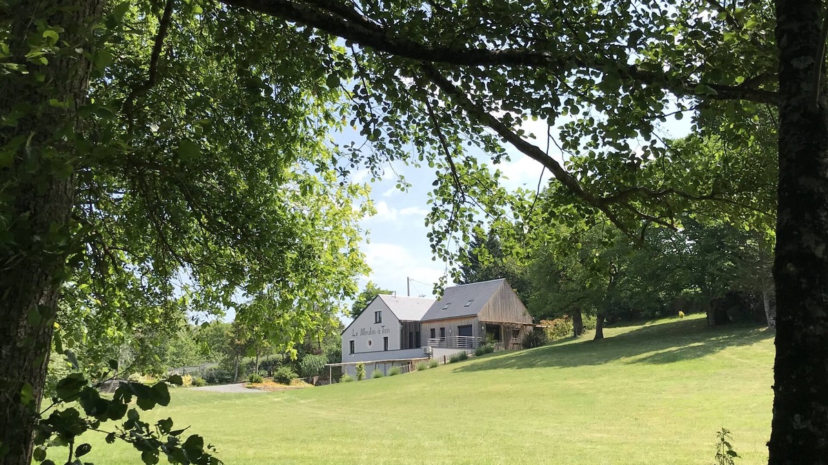 Sache House | Le Moulin a Tan