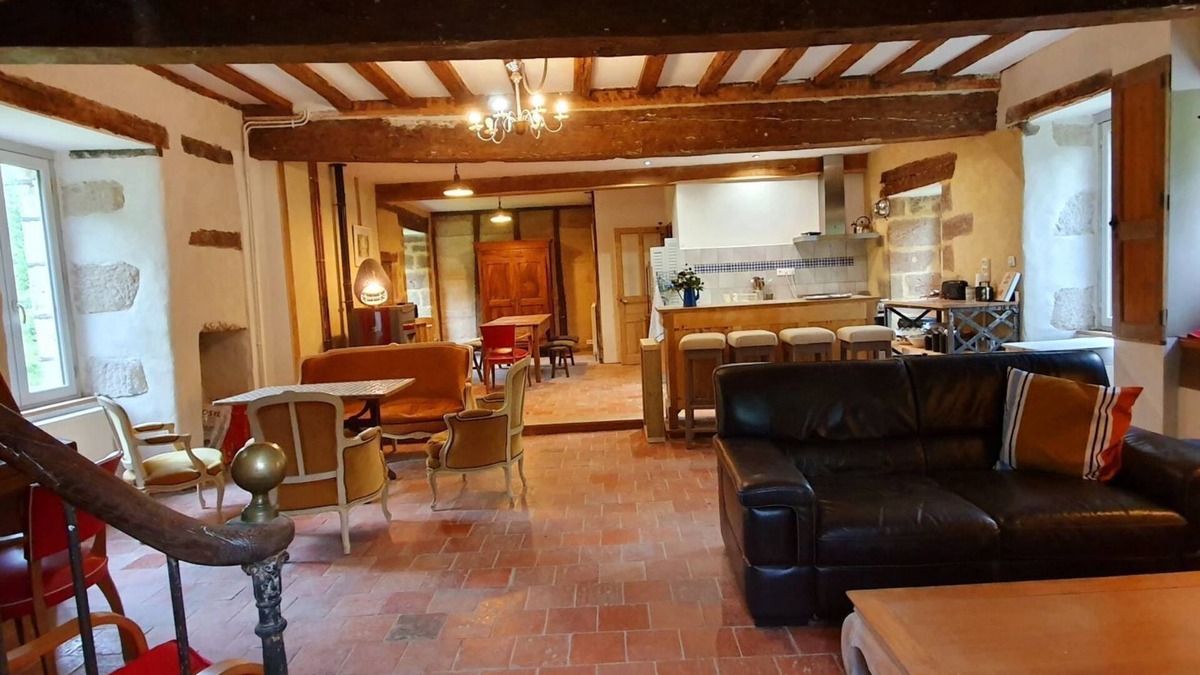Chanac-les-Mines House | Le moulin l'official, on the banks of the river in a peaceful natural setting,