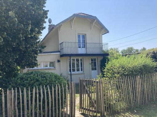 Laprade House | Le Moulin Neuf