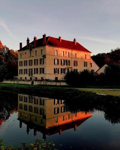 Ancy-le-Franc Bed & Breakfast | Le Moulin Neuf