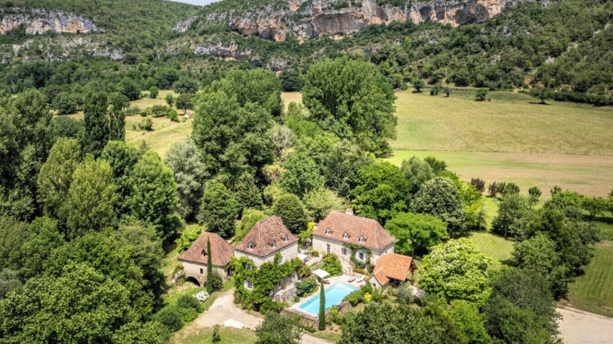 Grezes House | Le Moulin sur Célé - Charming historic mill with swimming pool near Cajarc