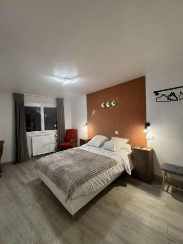 Corps Hotel | Le Napoléon