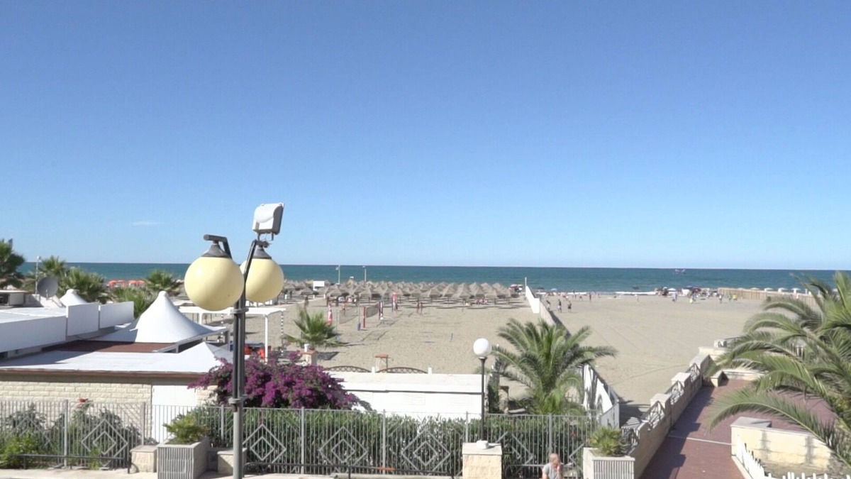 Margherita di Savoia Bed & Breakfast | Le Nereidi B&B