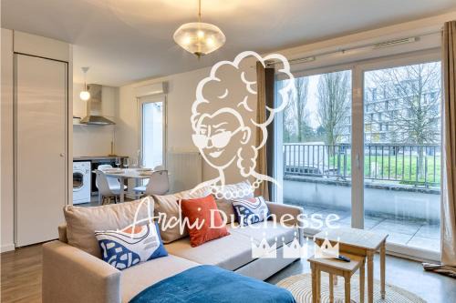 Quartier Sapins-Chatelet-Lombardie Apartment | Le Nicole un appartement en duplex avec balcon et place de parking