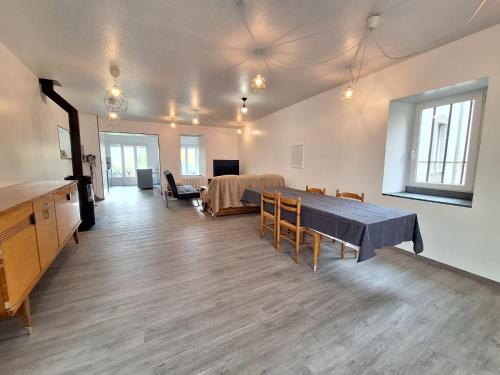 Polminhac House | Le Nid Canin